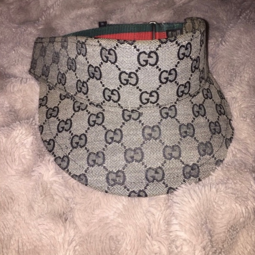 💯Authentic Gucci Visor